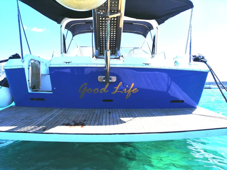 Motorboat to hire Giardini-Naxos at the best price