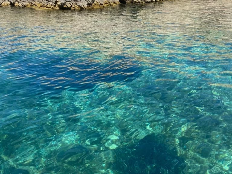 Yacht hire Marseille cheap Flyer 5 Grand Prix