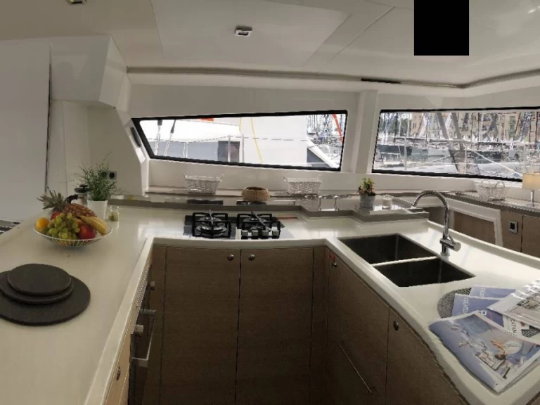 Bali Bali 5.4 charter bareboat or skippered in  Lefkáda