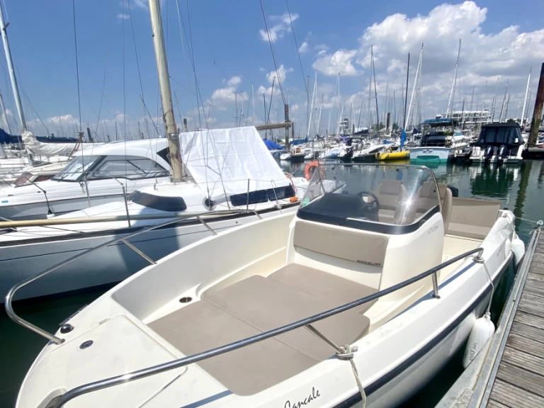 Hire Motorboat with or without skipper Quicksilver La Rochelle