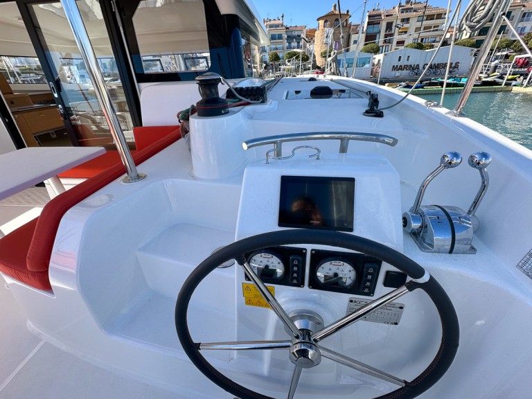 Charter a Excess Excess 11 in Palma de Mallorca on Samboat