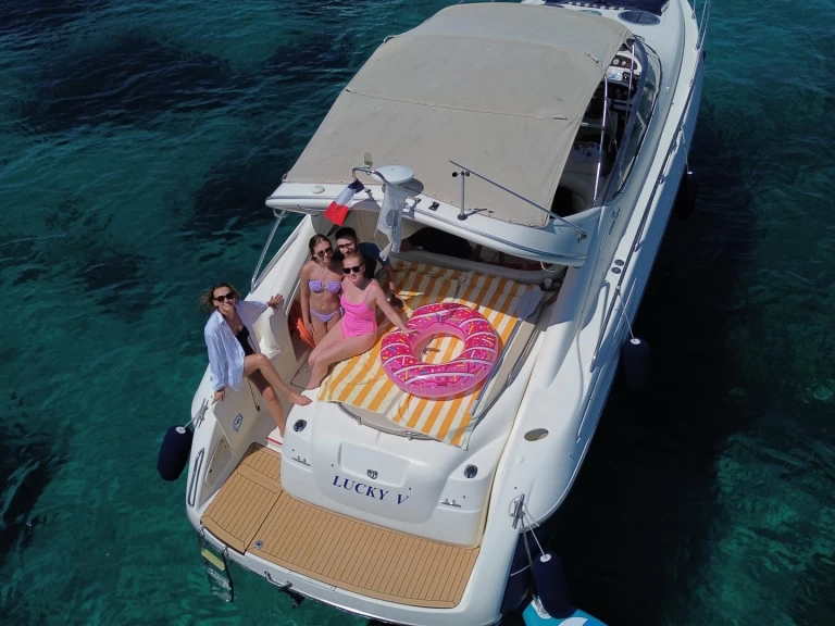 Yacht charter Cannes - Cranchi ENDURANCE 39 13M on SamBoat