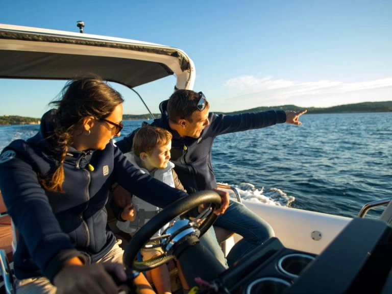 Zodiac Medline 9 charter bareboat or skippered in  Saint-Cyr-sur-Mer