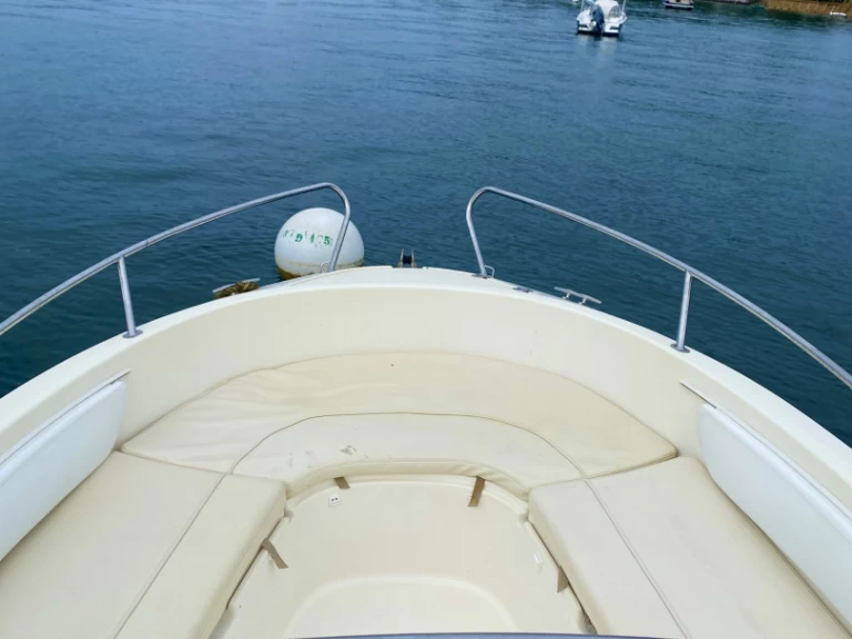 Motorboat to hire Lège-Cap-Ferret at the best price