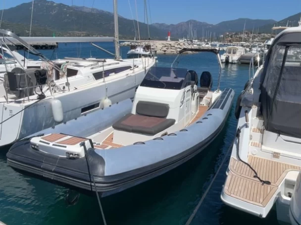 Yacht hire Propriano cheap Eagle 10