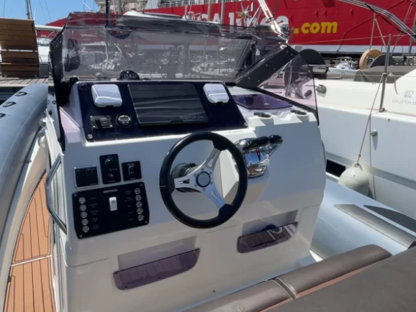 Hire RIB with or without skipper Brig Propriano