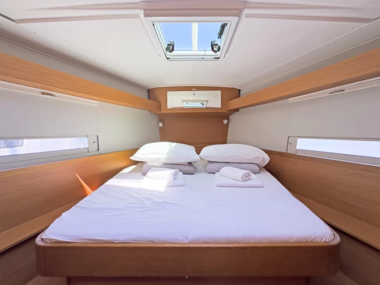 Yacht hire Skradin cheap Dufour 430