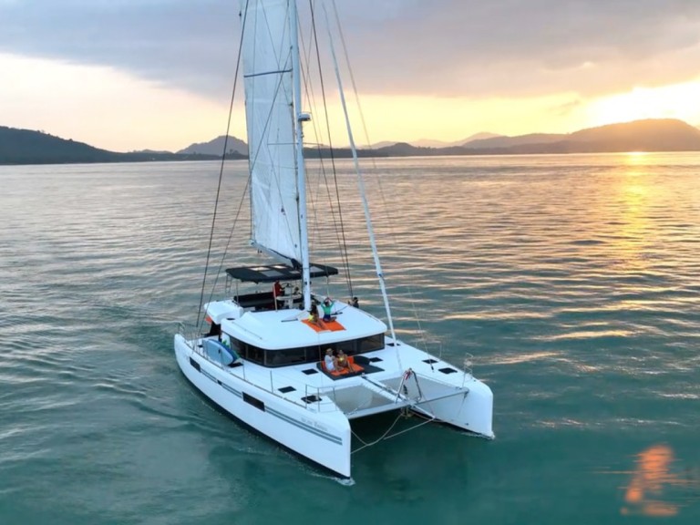 Hire Catamaran with or without skipper Lagoon Mai Khao