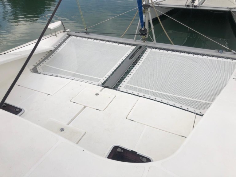 Catamaran hire in Mai Khao - Custom Made Matrix Vision 450