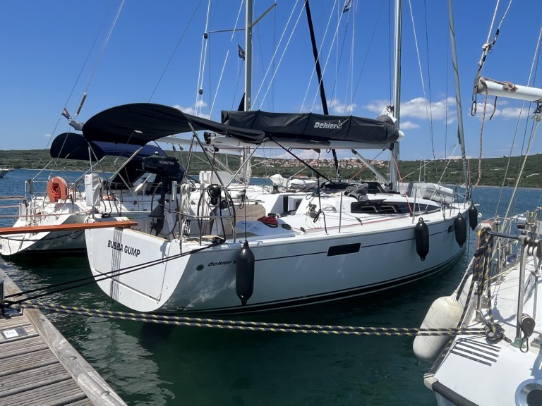 Yacht charter Punat - Dehler Dehler 38 SQ on SamBoat