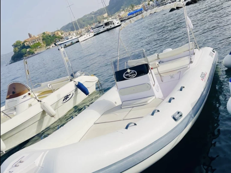 RIB hire in Les Issambres - Selva 600
