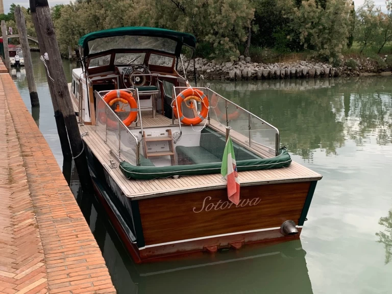 Vizianello vizianello charter bareboat or skippered in  Venice