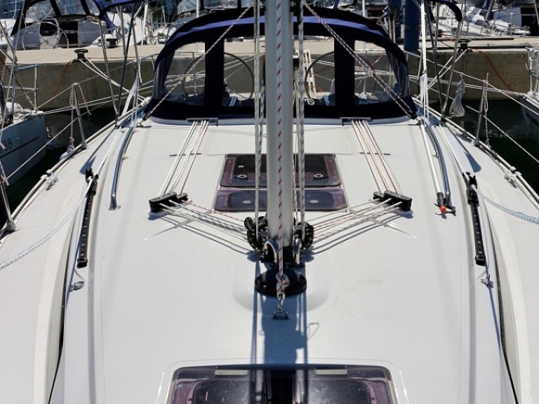 Yacht charter Sukošan - Bavaria Cruiser 34 on SamBoat