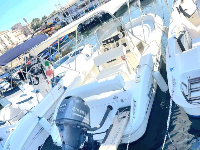 Motorboat hire in La Spezia - Sessa Marine Key Largo 19
