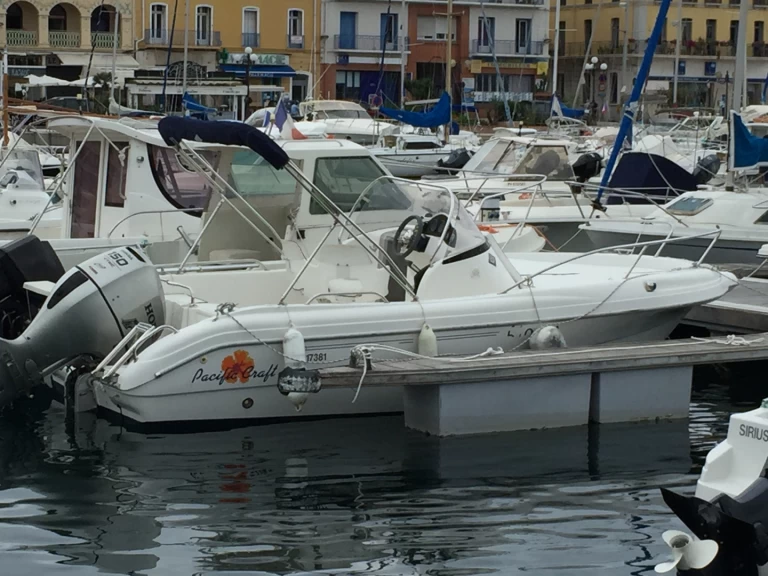 Pacific Craft Pacific Craft 550 Open charter bareboat or skippered in  Portvendres