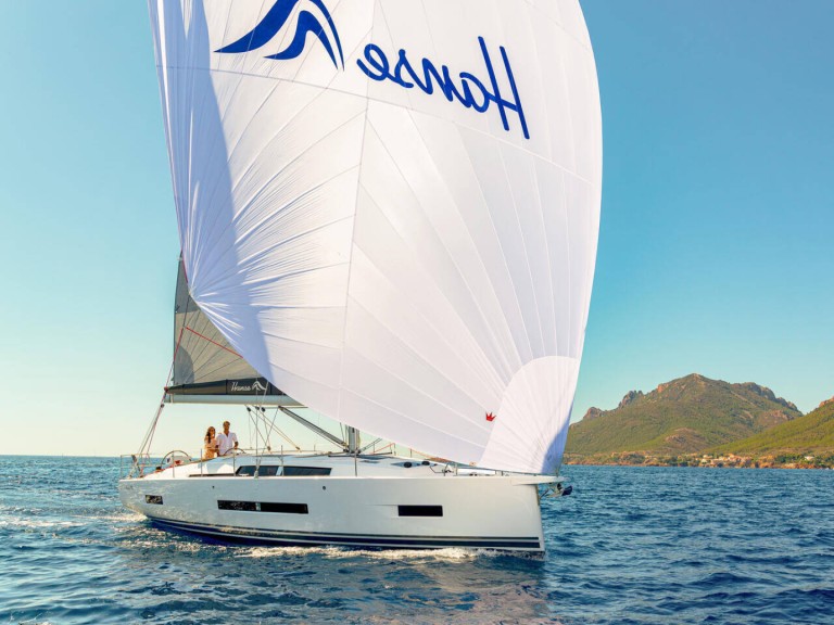 Sailboat to hire Pirovac at the best price