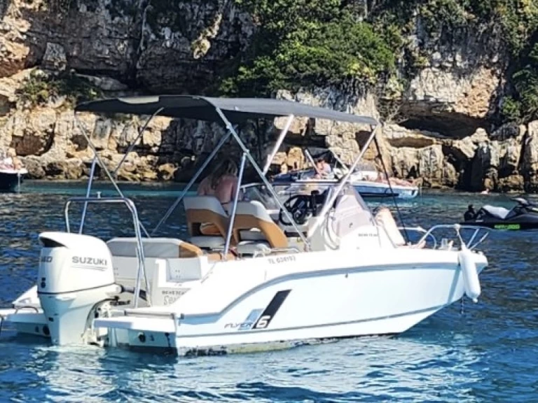 Bénéteau Flyer 6 SUNdeck charter bareboat or skippered in  Antibes