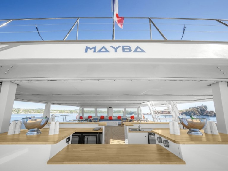 Hire Catamaran Catamarans with a boat licence