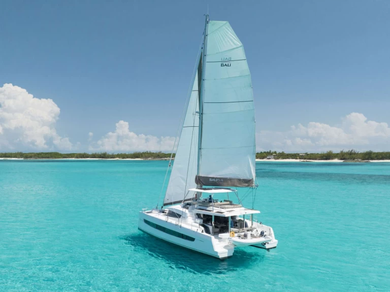 Luxury Yacht hire in Nassau - Bali Catamarans LOCATION 5.4