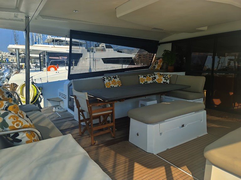 Catamaran to hire Alimos at the best price