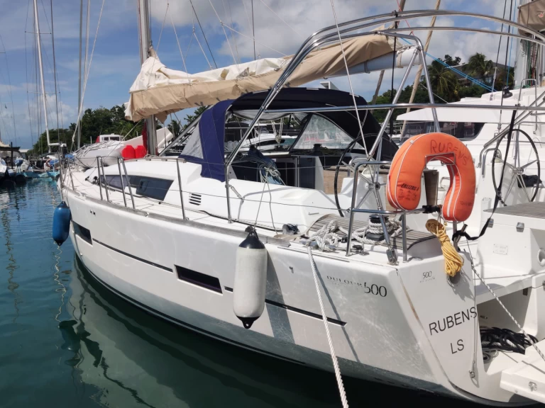 Sailboat to hire Anse Marcel at the best price