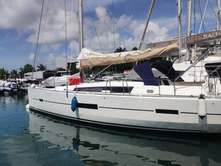 Yacht charter Anse Marcel - Dufour Dufour 500 Grand Large on SamBoat