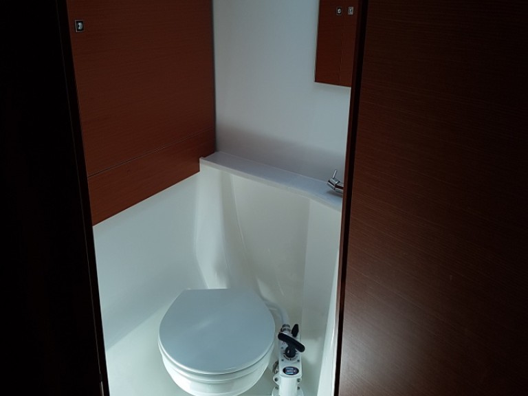 Charter a Dufour Dufour 460 Grand Large in Sukošan on Samboat