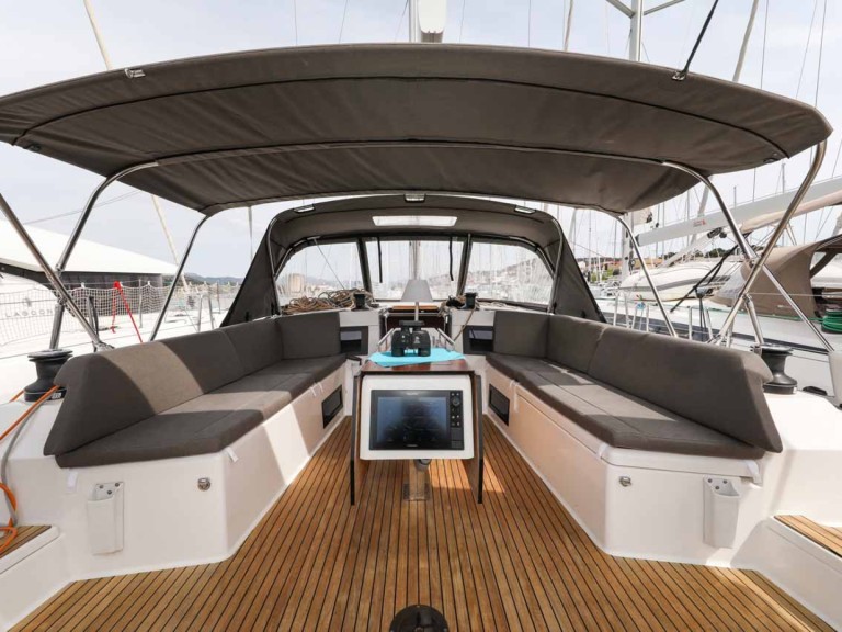 Hire Sailboat Dufour with a boat licence