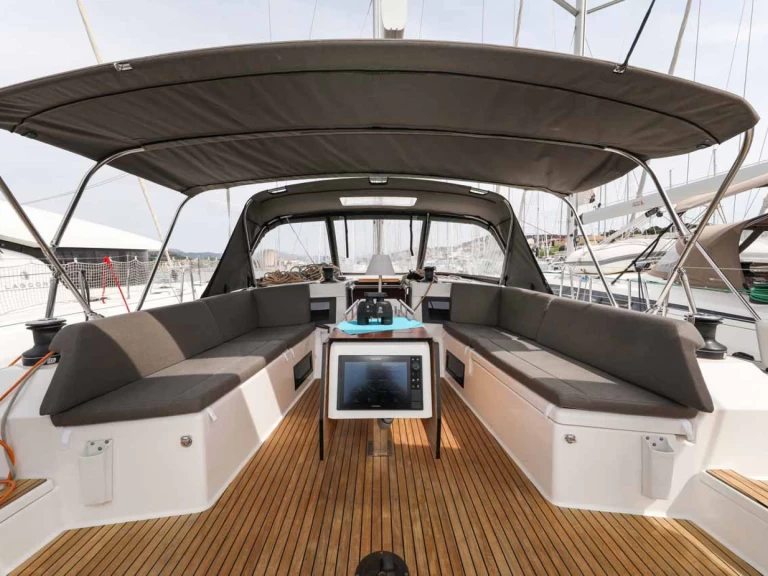 Hire Sailboat Dufour with a boat licence