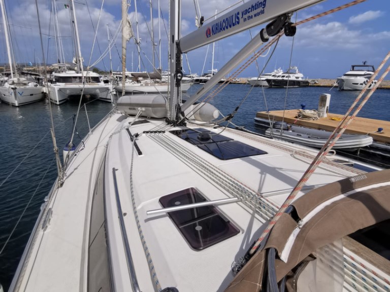 Yacht hire Portisco cheap Cruiser 37