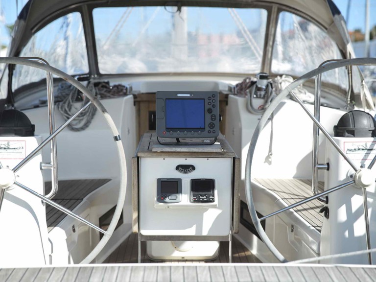 Sailboat to hire Zadar at the best price
