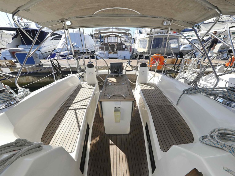 Yacht charter Zadar - Bavaria Cruiser 40 on SamBoat