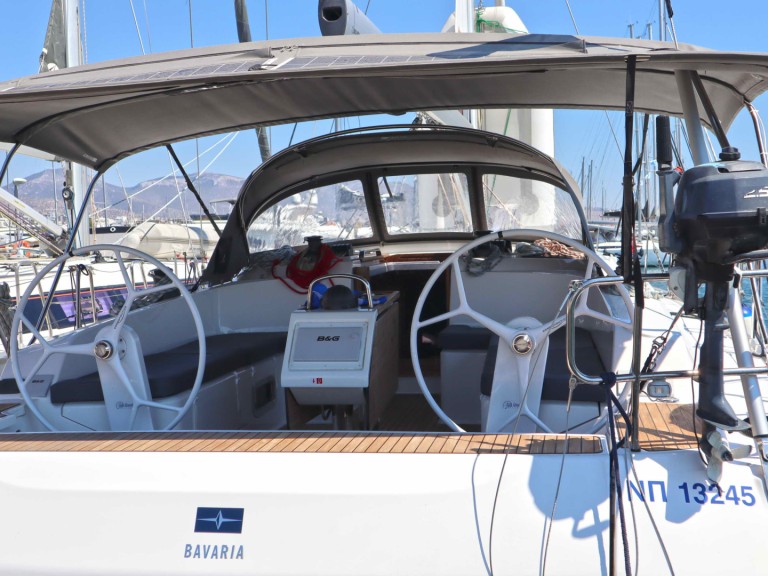 Sailboat hire in Alimos - Bavaria Cruiser 46