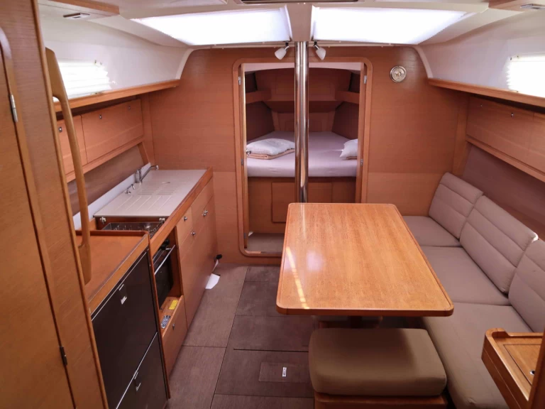 Sailboat hire in Alimos - Dufour Dufour 382 Grand Large