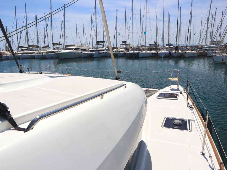 Lagoon Lagoon 40 charter bareboat or skippered in  Alimos