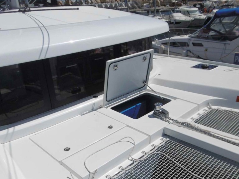 Lagoon Lagoon 42 charter bareboat or skippered in  Bormes-les-Mimosas