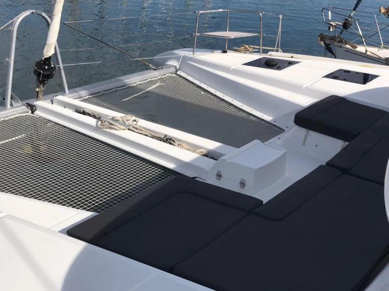 Yacht charter Alimos - Lagoon Lagoon 50 on SamBoat