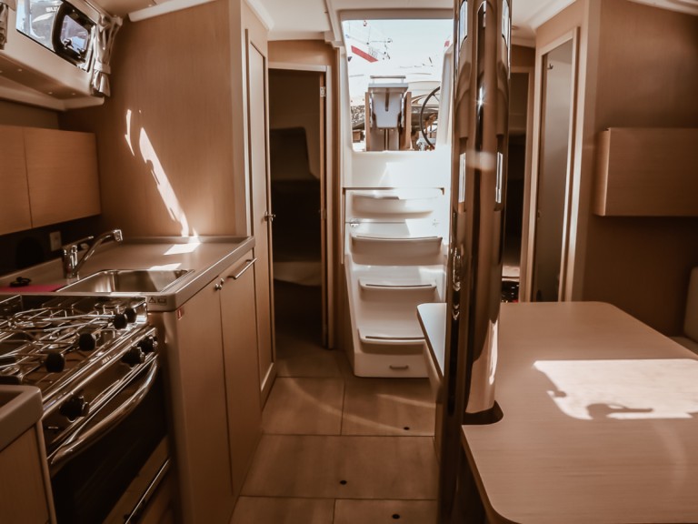Charter a Bénéteau Oceanis 38.1 in Punta Ala on Samboat