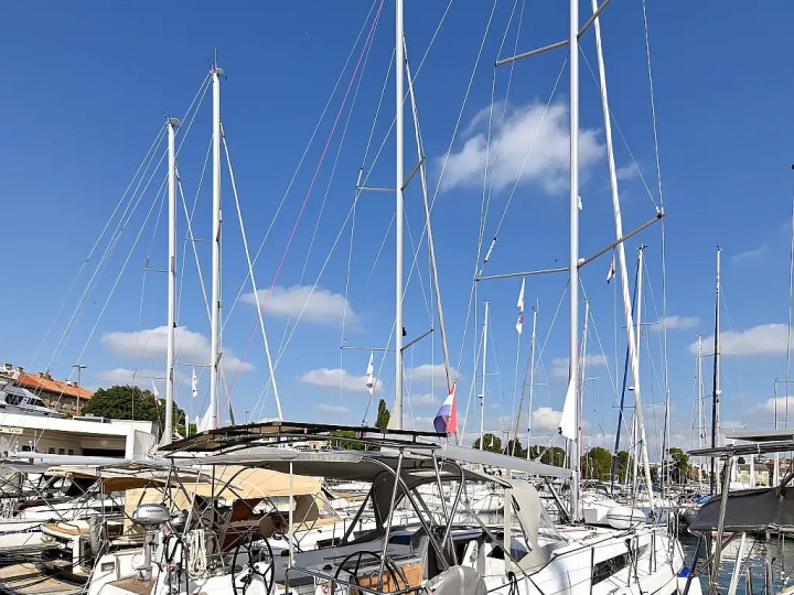 Yacht charter Zadar - Bénéteau Oceanis 40.1 on SamBoat