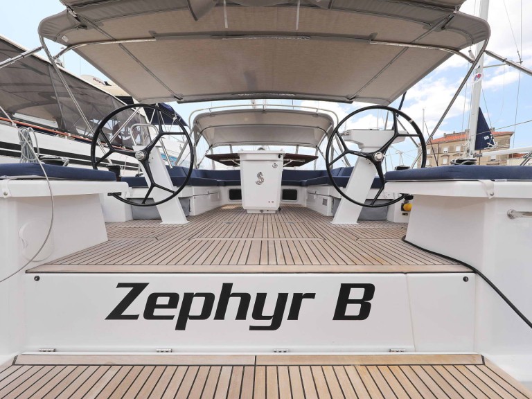 Hire a Bénéteau Oceanis 51.1 Zadar