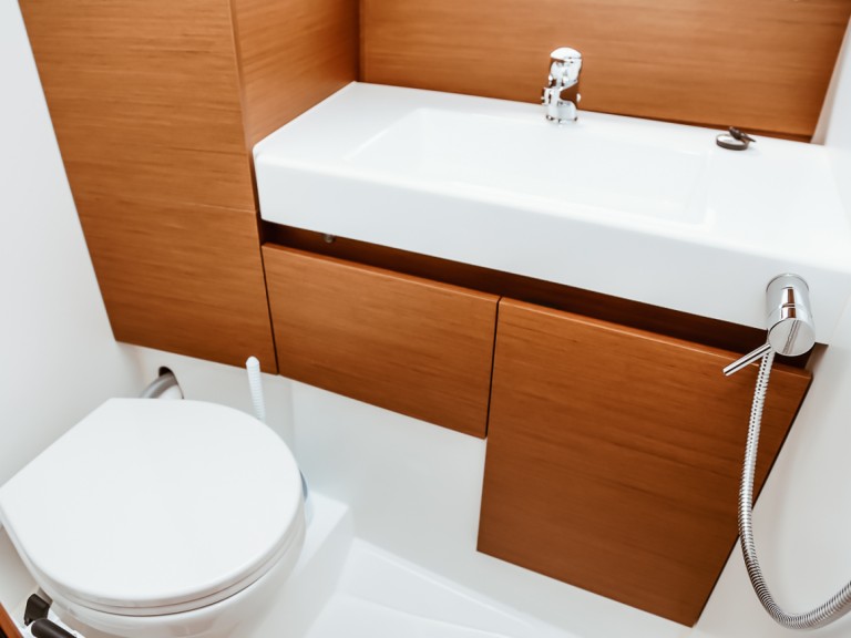 Yacht charter Punta Ala - Jeanneau Sun Loft 47 on SamBoat