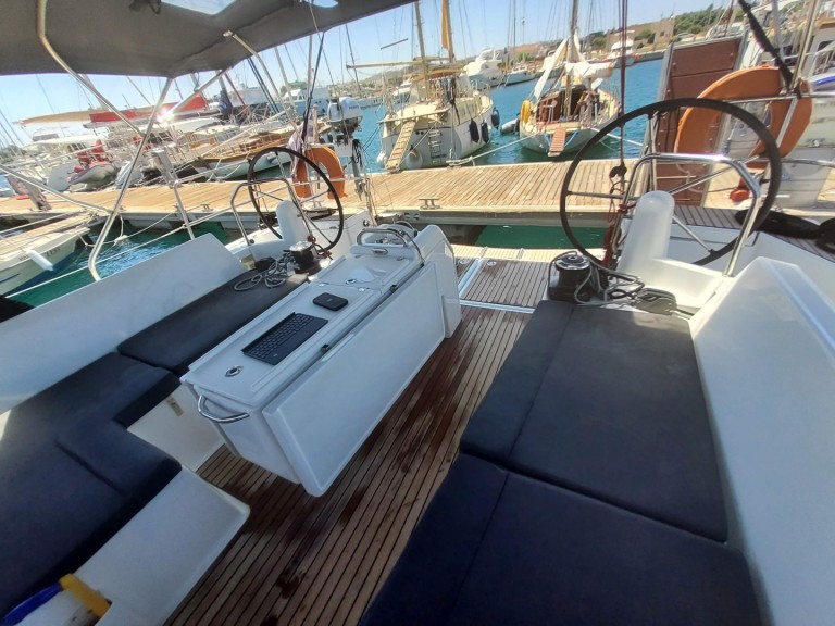 Yacht hire Rhodes (City) cheap Sun Odyssey 440
