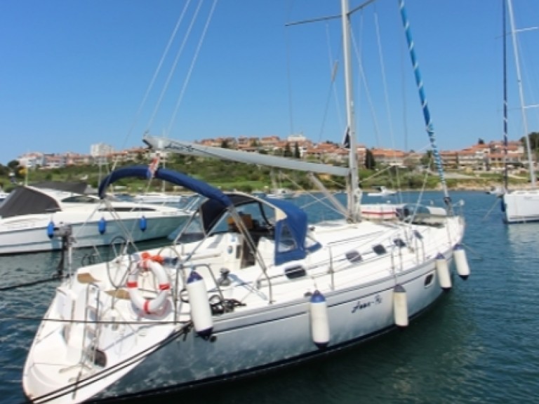 Hire Sailboat Dufour with a boat licence