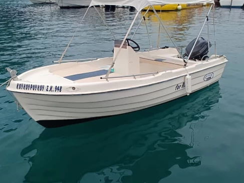 Hire Motorboat En plo with a boat licence