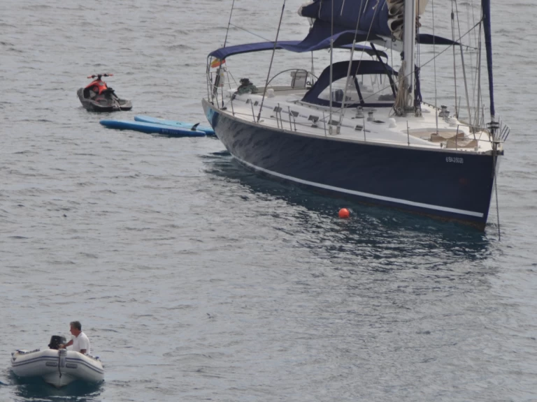 Hire Sailboat Puma Yatchs with a boat licence