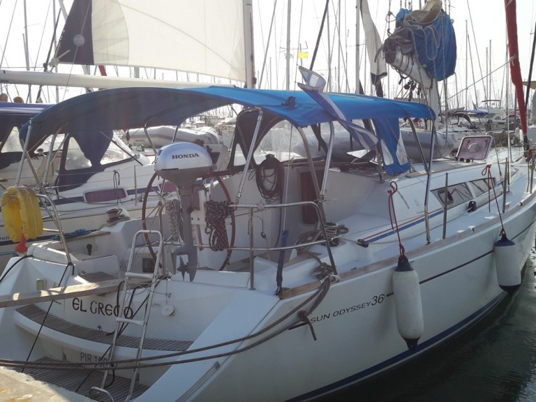 Yacht charter Alimos - Jeanneau Sun Odyssey 36i on SamBoat