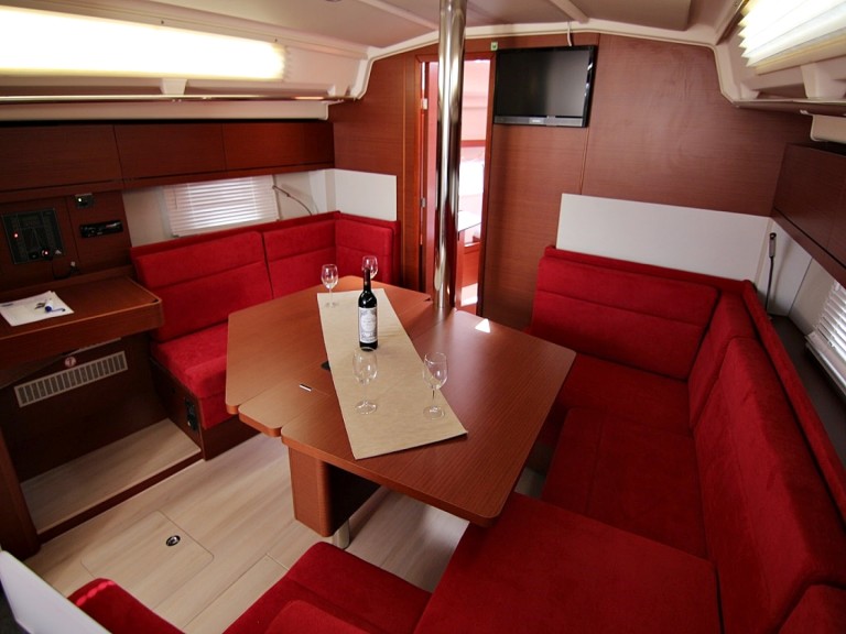 Sailboat hire in Sukošan - Hanse Hanse 418