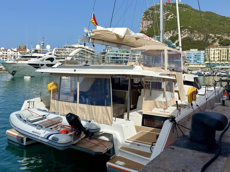 Hire a Fountaine Pajot Elba 45 Pula