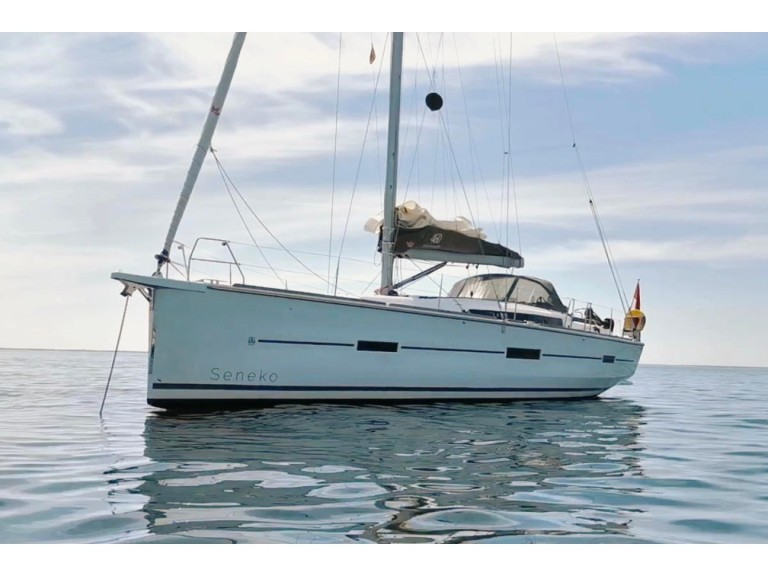Sailboat to hire Lemmer at the best price
