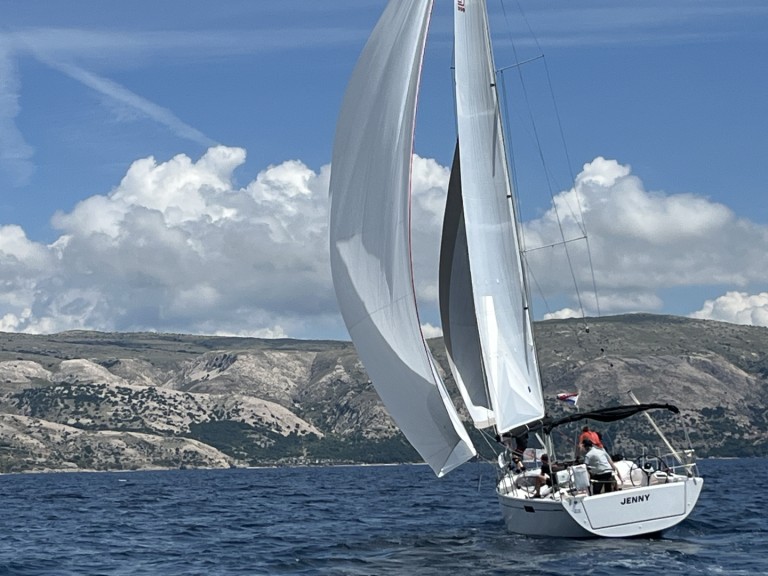 Hire Sailboat Dehler with a boat licence